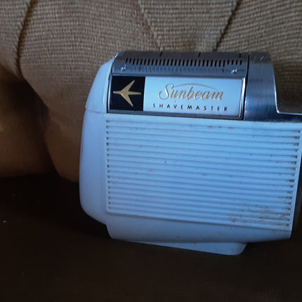 Rasoio anni 70 - Phillips Sunbeam Multivolt Shavemaster - Funzionante - USA - Custodia e cavo - Triple Deluxe 555 - Vintage