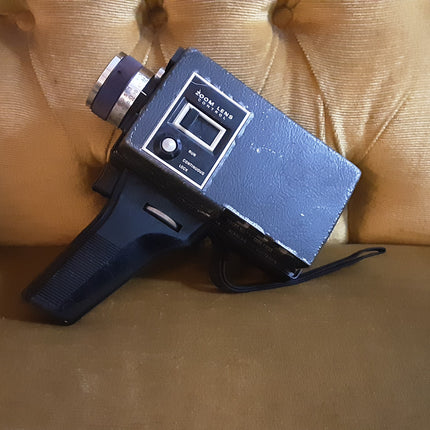 KODAK Instamatic M18 Fotocamera a pellicola, chiave filtro 1967 - Made in Rochester - NY - USA - By Eastmam Kodak co - Per Collezionista o per pezzi ricambio