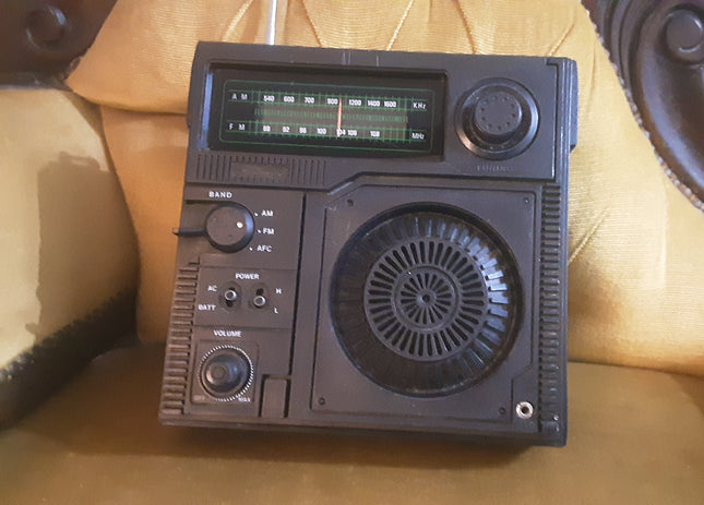 Radio Brattsonic MP330 - Vintage - bande AM, PB1, FM, AIR e PB2 - no funzionante - ideale per collezzionisti o pezzi ricambio