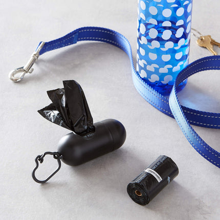 Amazon Basics Sacchetti igienici per cani con dispenser e clip per guinzaglio, inodori, 600 pezzi (40 confezioni da 15 sacchetti)