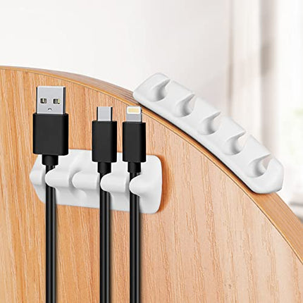 URAQT Clip per Cavi, 16 Pezzi Organizer a Clip per Cavo Fermacavi Clip Fermacavo con Nastri Adesivi, Organizer per la Gestione dei Cavi Organizzatore di Cavi per Casa e Ufficio(Bianco-mini)