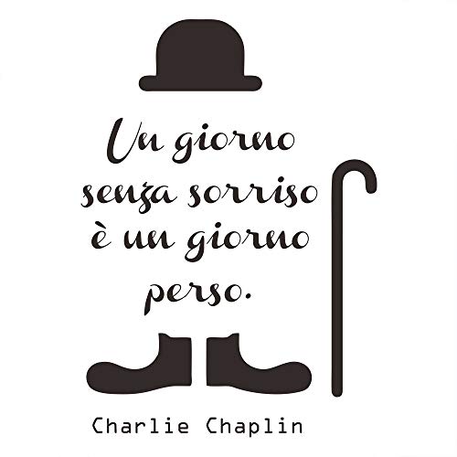 decalmile Frasi Scritte Adesivi Murali Charlie Chaplin "Un giorno senza un sorriso è un giorno perso" Nero Adesivi da Parete Citazioni Camera da Letto Soggiorno Decorazioni Parete